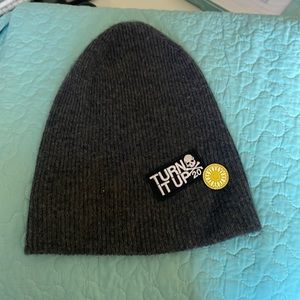 {SoulCycle} hat